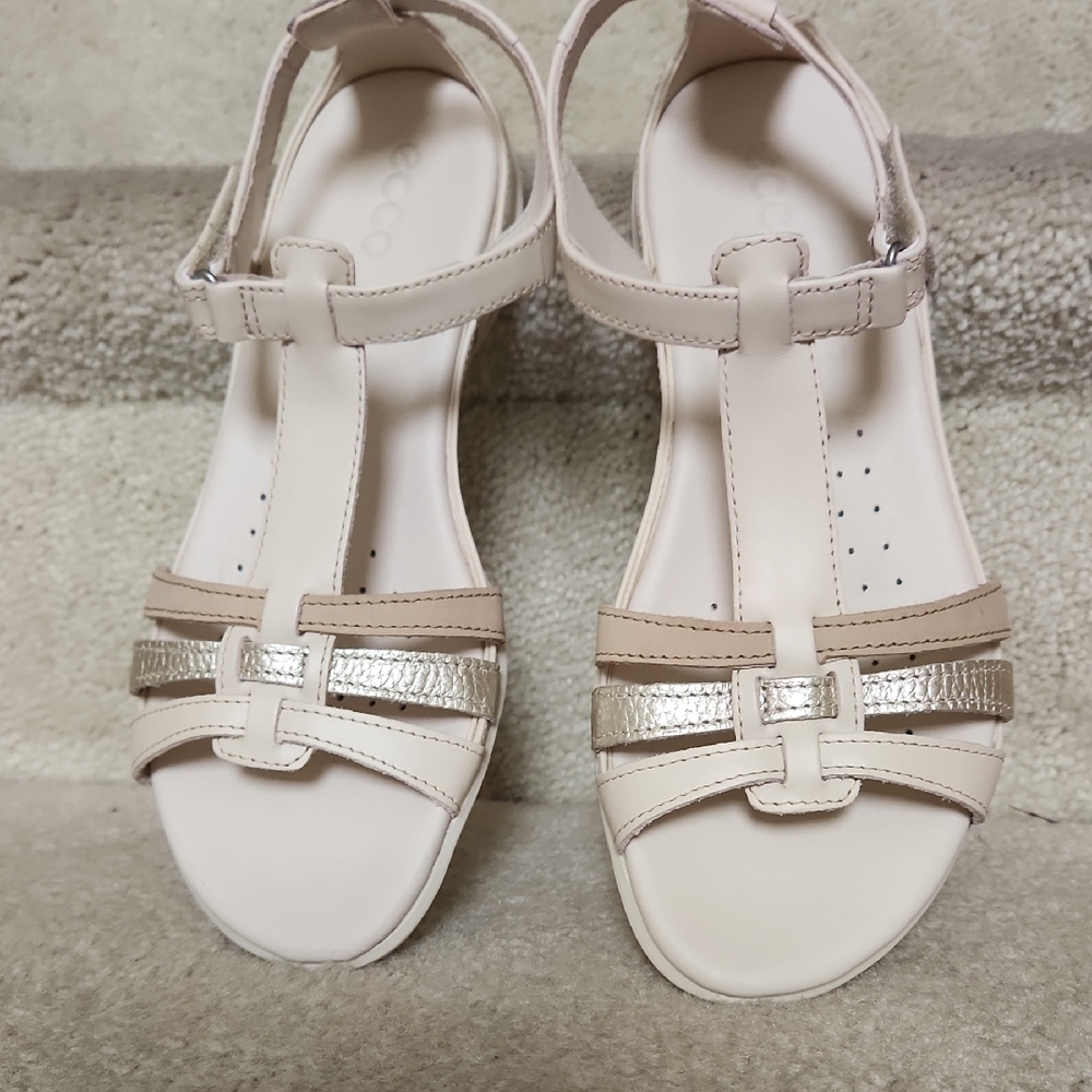 Ecco Cream and Tan Sandals with Silver Accents